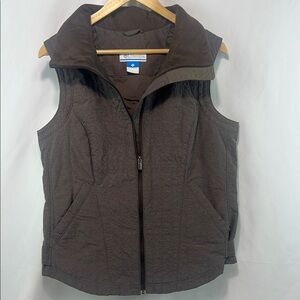 Columbia Size Large Brown Quilted Vest‎